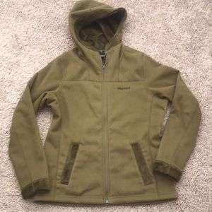 Women’s marmot hooded jacket.
